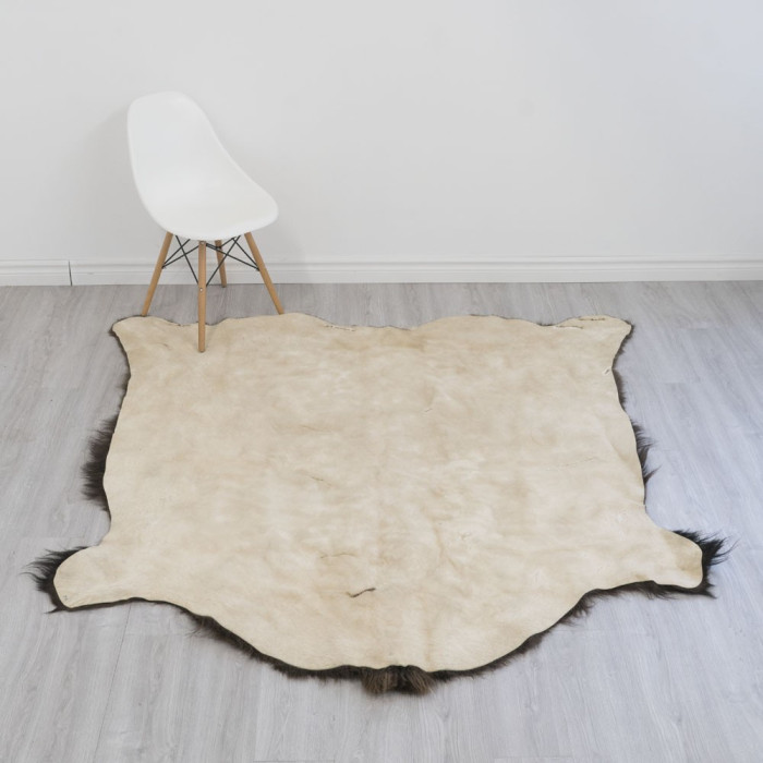 Buffalo Robe / Bison Hide Rug 100 (33.5 square feet)
